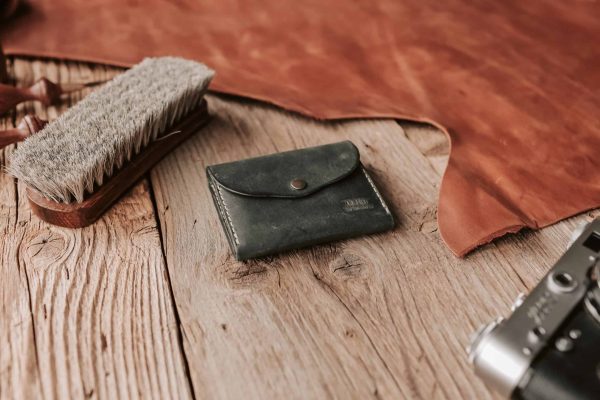 Hand-sewn Leather Wallet in Ebony - Image 3